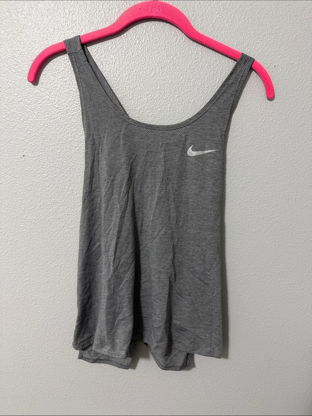 Nike Gray Scoop Neck Athletic Tank Top